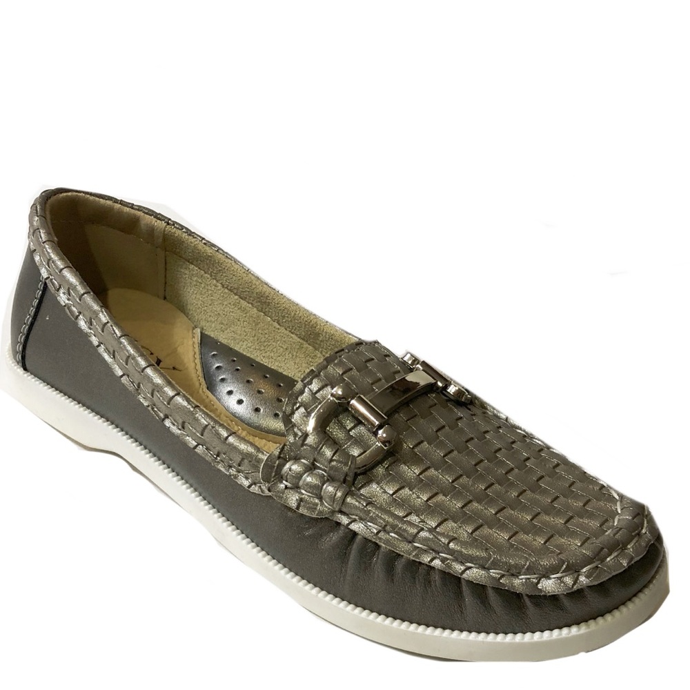 🌽3 /$ 30🌽 New Women Pewter Color Flats Shoes